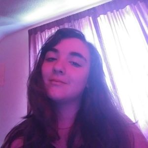 Meet your Posher, Leigha